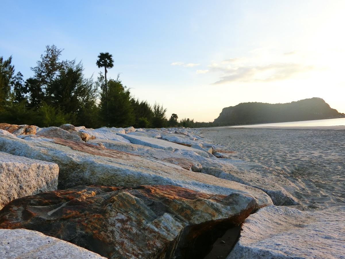 The Lake Hill Resort Pran Buri Ngoại thất bức ảnh
