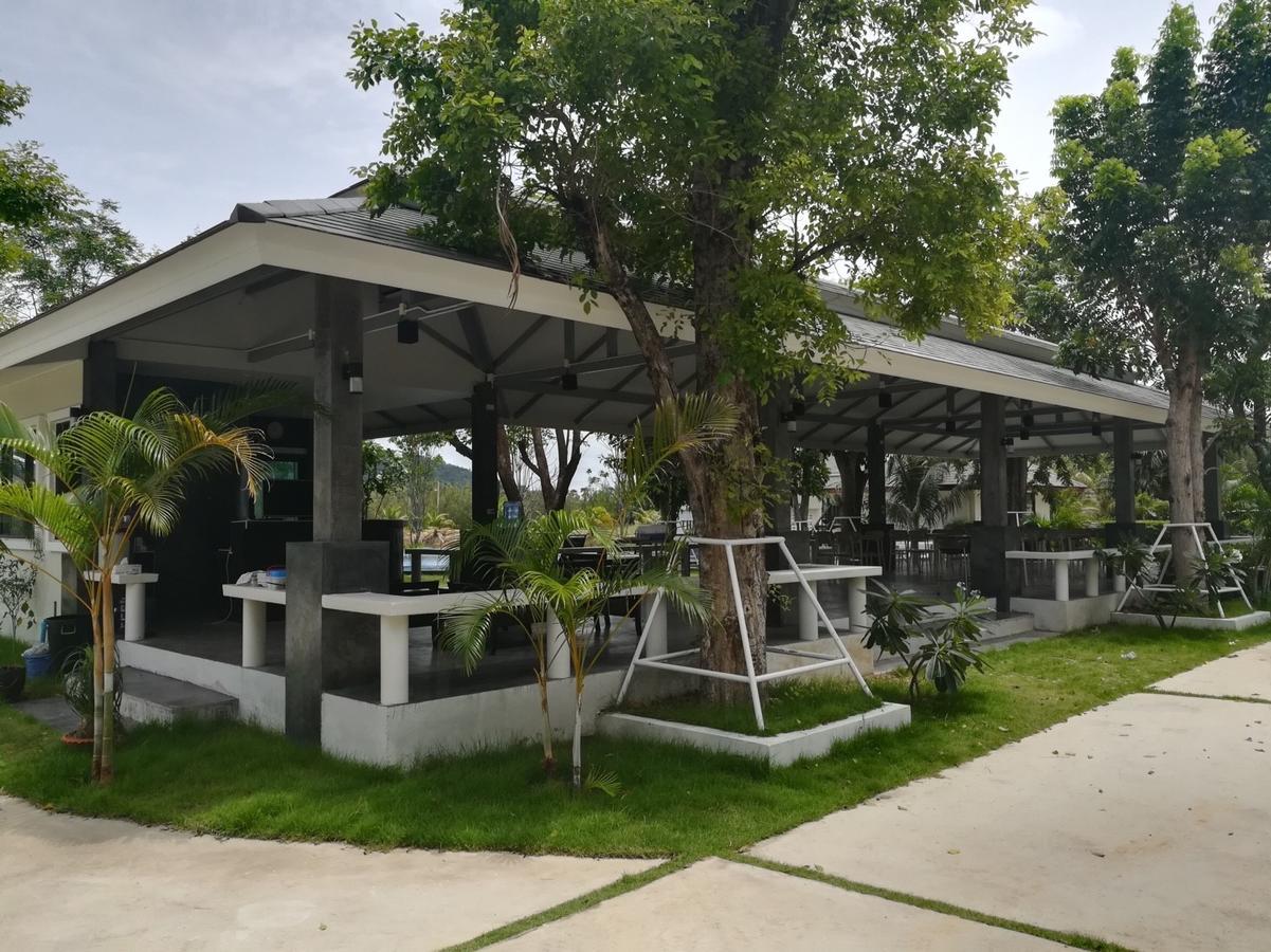 The Lake Hill Resort Pran Buri Ngoại thất bức ảnh
